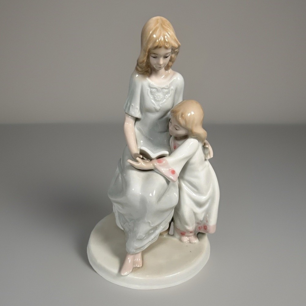 Meico Paul Sebastian "Once Upon A Time '90s Porcelain Mother Daughter Read Book
